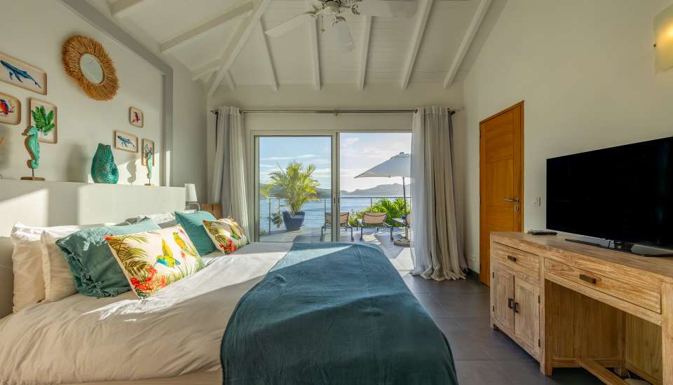 VillaMirandeChambre2-Aout2025-KenzoKhanstbarth