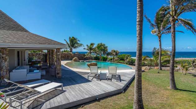 Villa-La Roche dans l'eau-StBarth-1