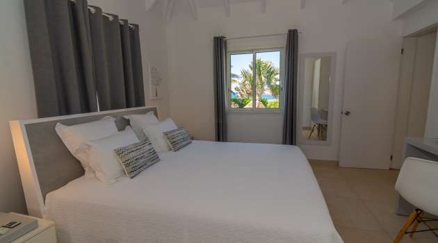 Villa-La Roche dans l'eau-StBarth-18