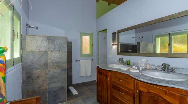 Villa-African Queen-StBarth-21