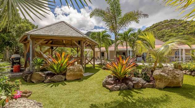 Villa-JardinsdEmmanuelle-StBarth-1