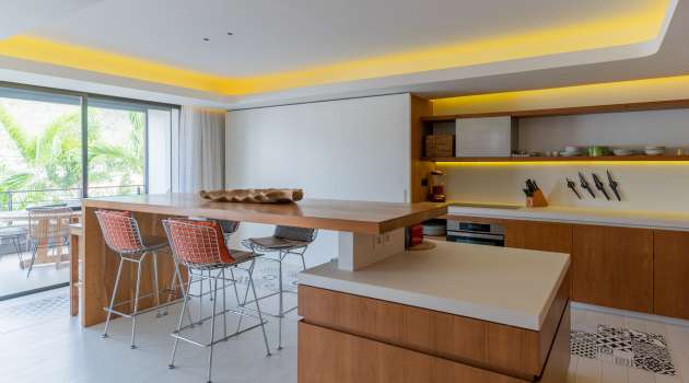 AptSeven-StBarth23