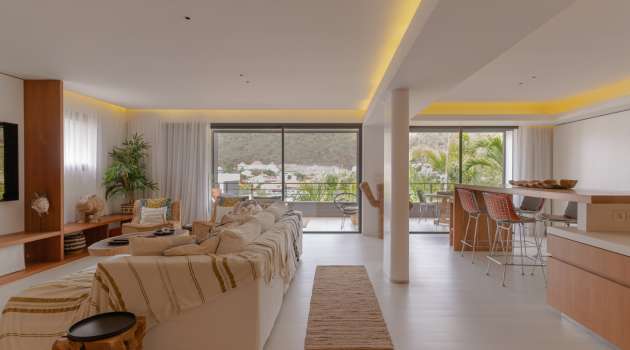 AptSeven-StBarth13