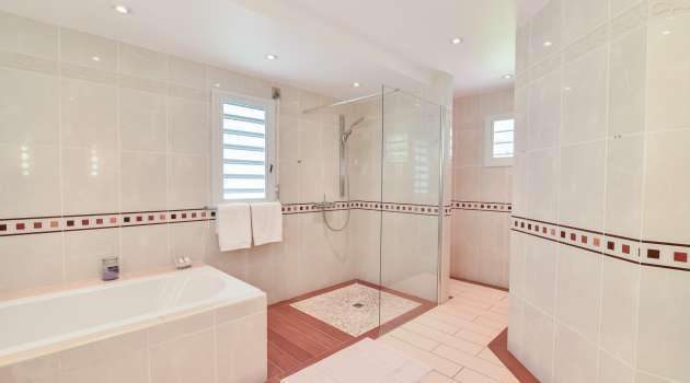 Villa-Aucoeurdurocher-StBarth-12
