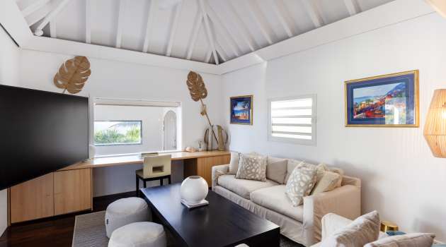 EmilyLab_VillaSarong011