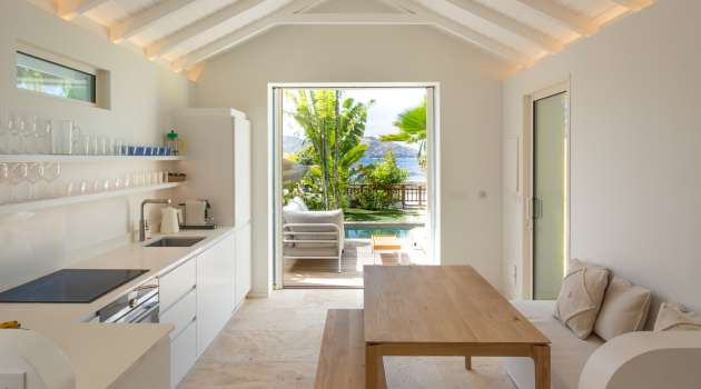 TheYellowHut-Juillet2025-KenzoKhanstbarth