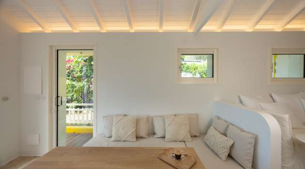 TheYellowHut-Juillet2025-KenzoKhanstbarth