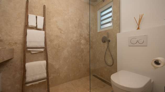 TheYellowHut-Juillet2025-KenzoKhanstbarth