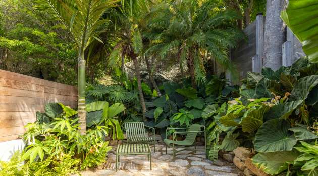 TheYellowHut-Juillet2025-KenzoKhanstbarth