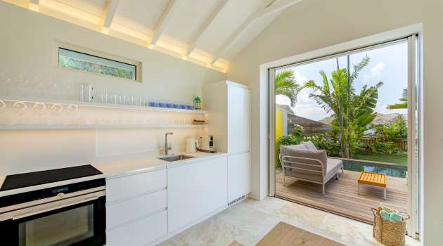 TheYellowHut-Juillet2025-KenzoKhanstbarth