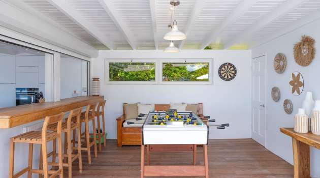 villa-gaillac-livingroom-kitchen-07