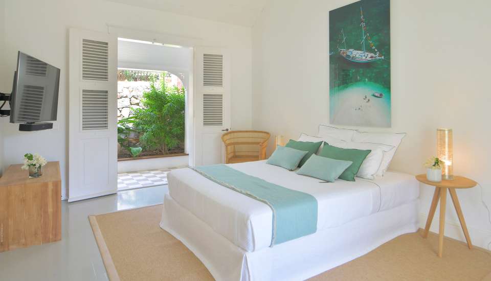 Villa-GustaviaViews-StBarth-9