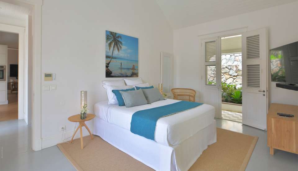 Villa-GustaviaViews-StBarth-3