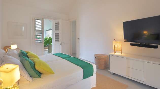 Villa-GustaviaViews-StBarth-7