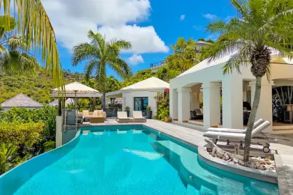 Villa Coco Blue · 4