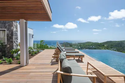 Villa Scarlett · 4