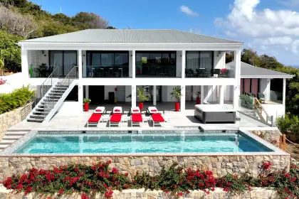 Villa Voyage