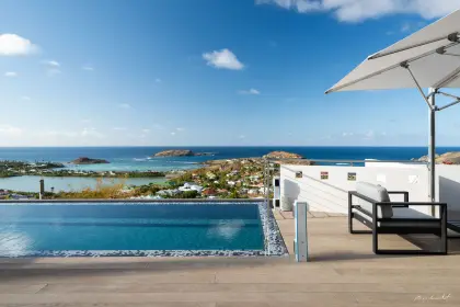 Villa Iris