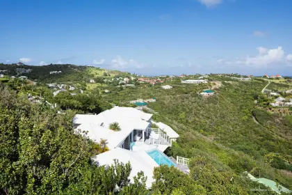 Villa Milonga · 4