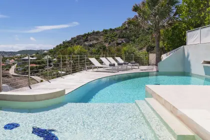 Villa Lo Scoglio · 5