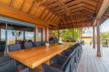 Villa Jade · 5