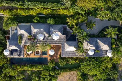 Villa Aura · 3