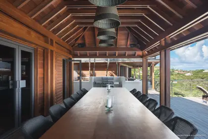 Villa Mythique · 5