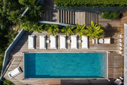 Villa Firefly · 4