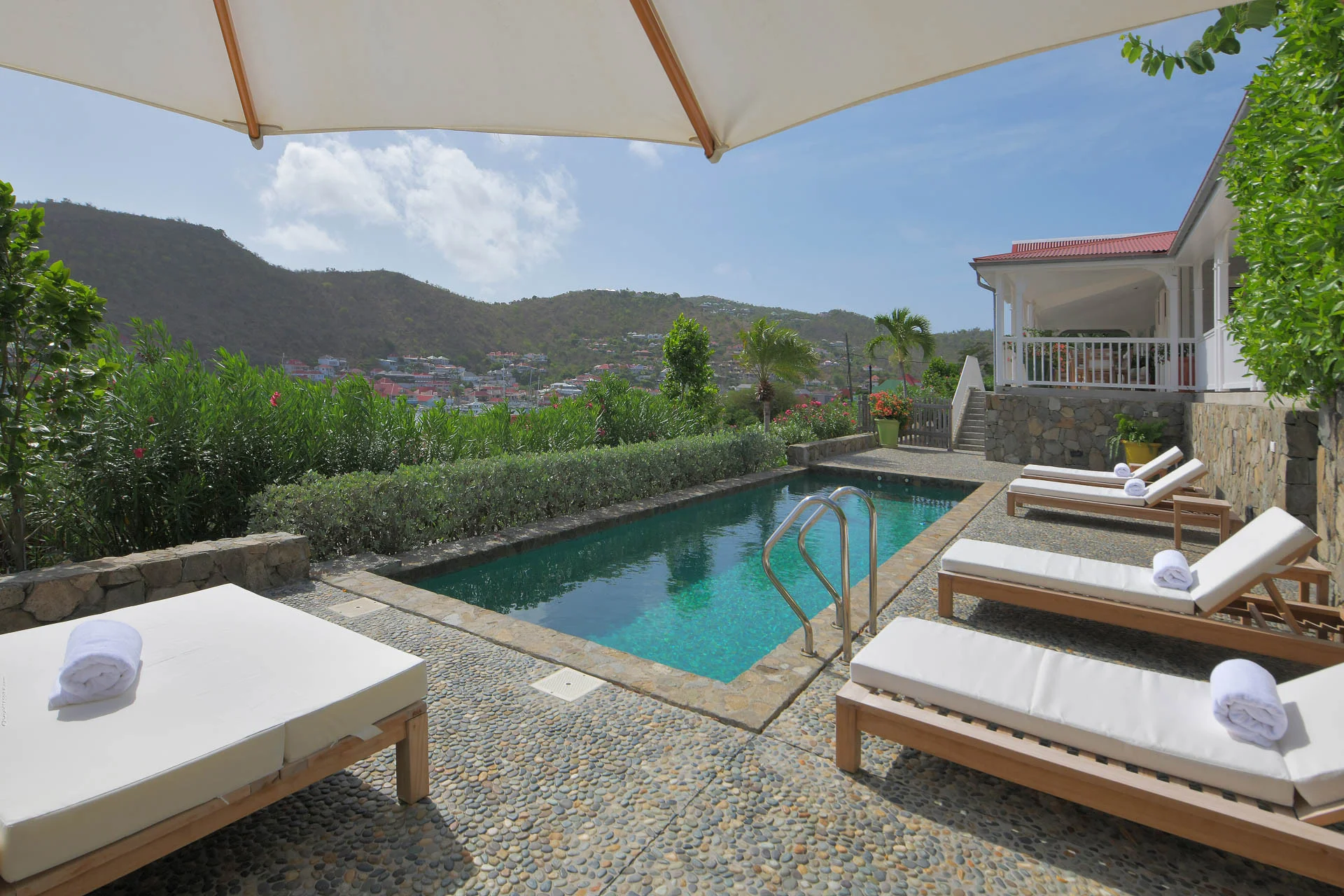 Villa Gustavia Views